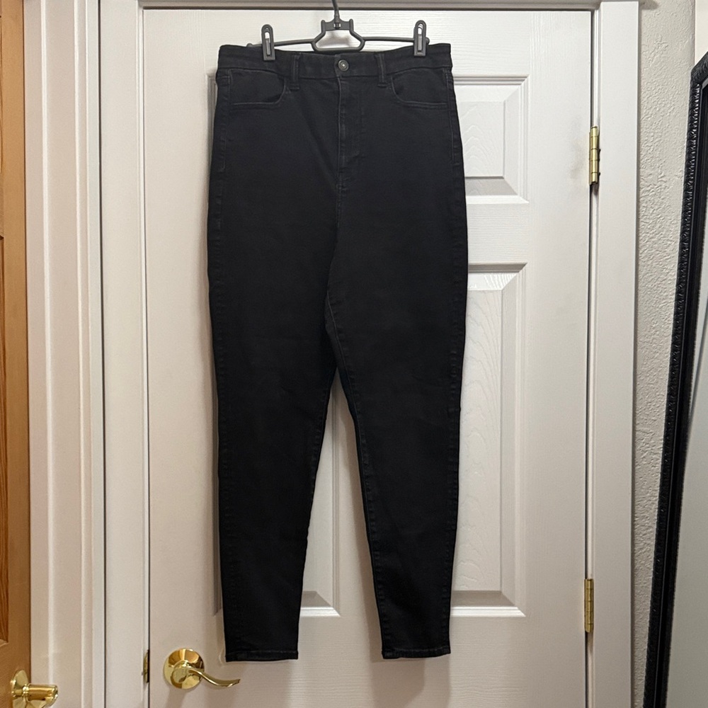 AMERICAN EAGLE WOMENS JEANS 12 REGULAR BLACK